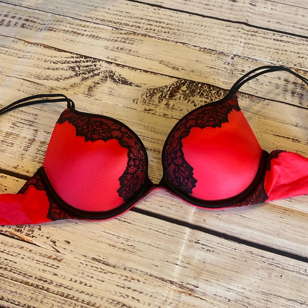 Victoria Secret “Very Sexy Push Up” bra 34B